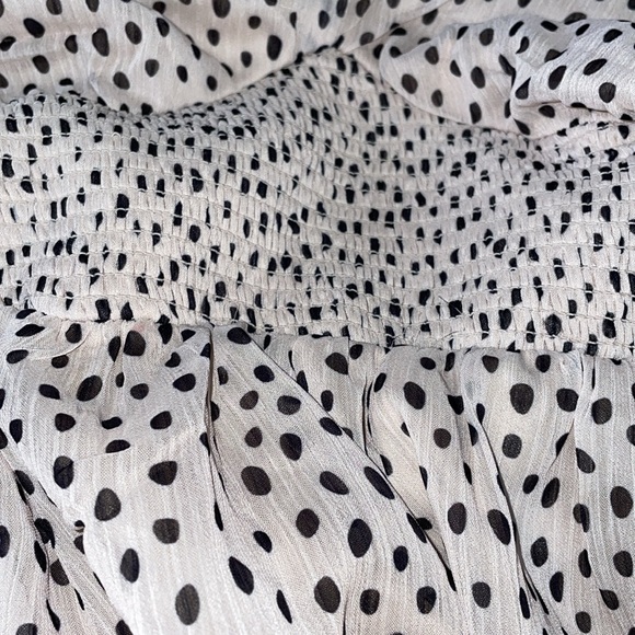 Chic Cream Ruffle Dress 🤍🖤 - Picture 5 of 12